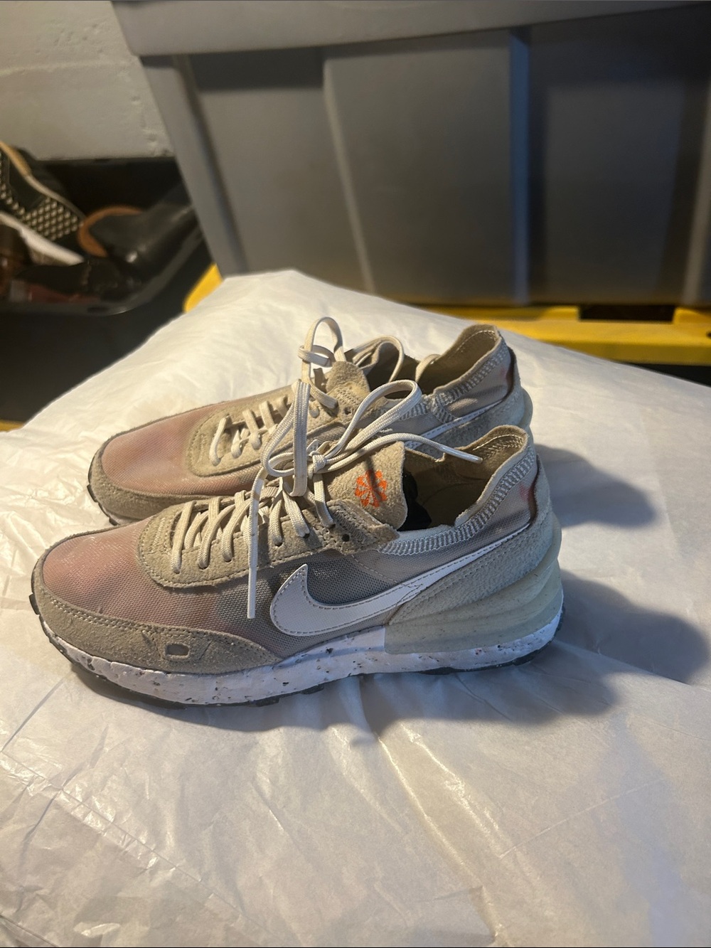 Nike Men's Neutral Beige and Pink Low-Top Sneakers